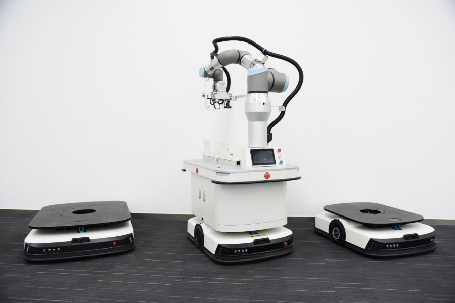 智造新紀(jì)元 浙江欣奕華四大系列八款移動(dòng)機(jī)器人重磅發(fā)布，驅(qū)動(dòng)產(chǎn)業(yè)效率再攀高峰